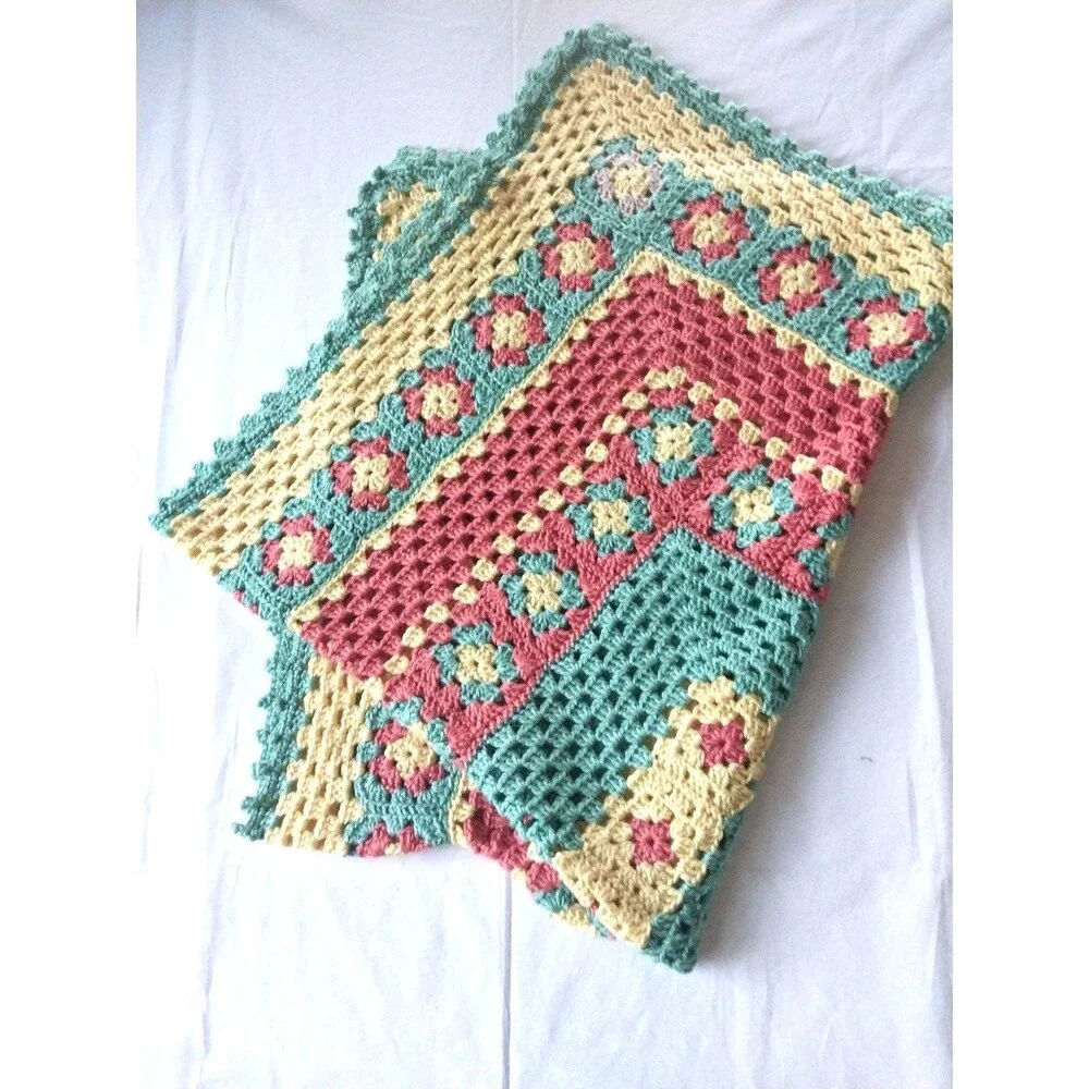 Handmade Crochet Knit Granny Afghan Throw Blanket Farmhouse Country 60x44